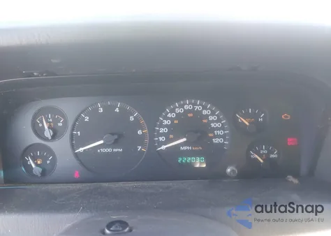 2004 Jeep Grand Cherokee Laredo z USA, uszkodzony, nr VIN 1J4GW48S74C246522